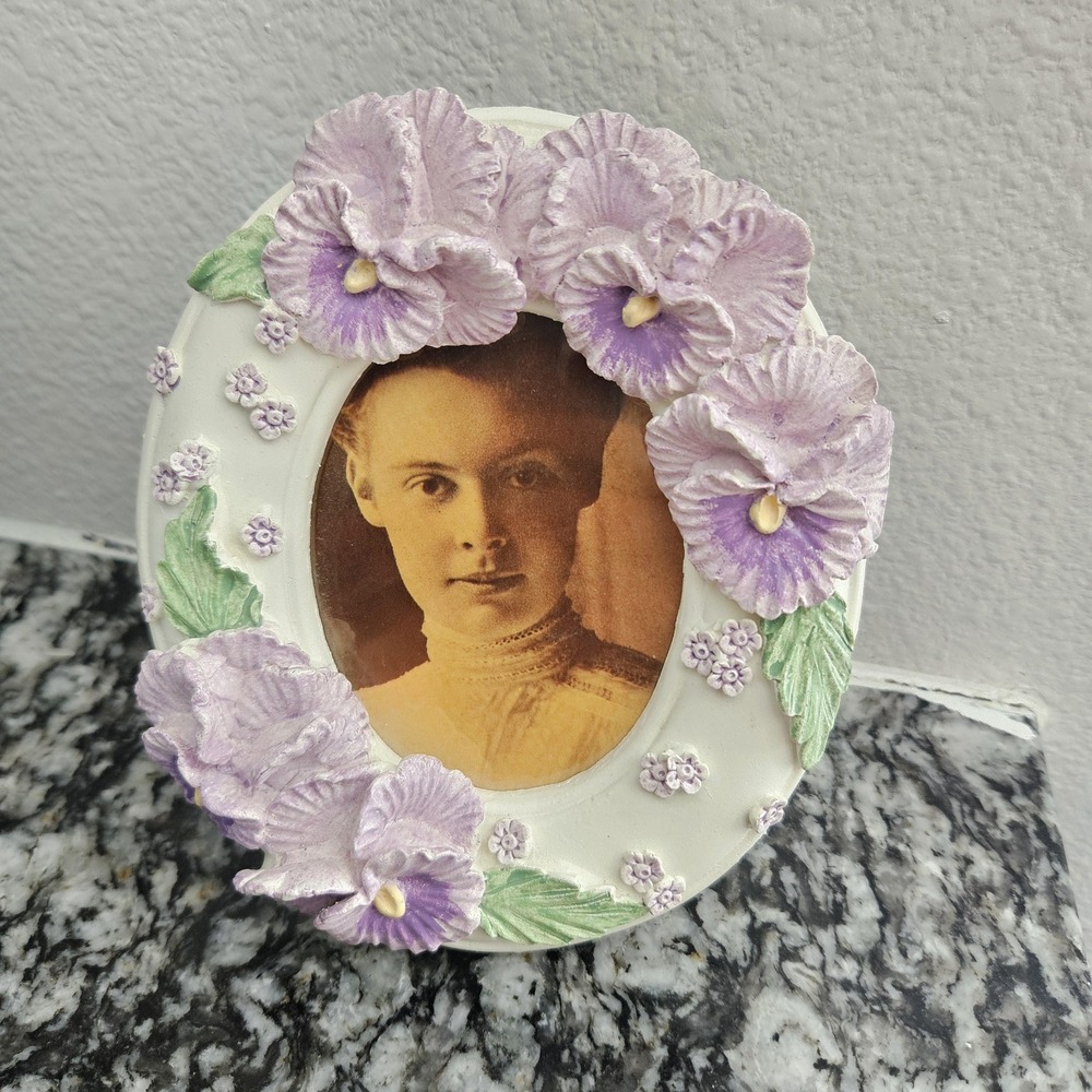 Vintage ceramic oval picture frame floral bouquet purple white and green